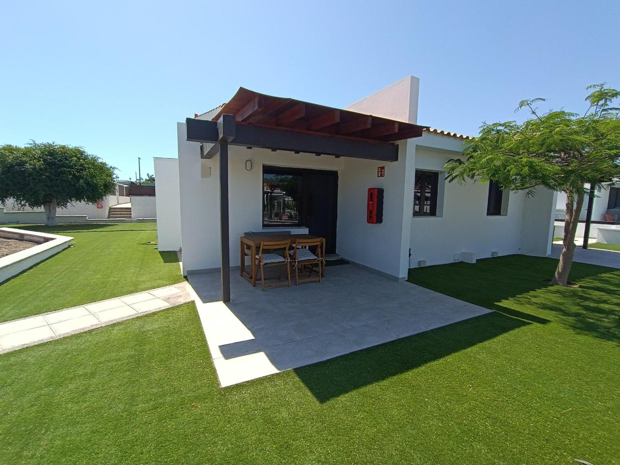 Bungalow Colorado With Garden #4 San Bartolomé エクステリア 写真